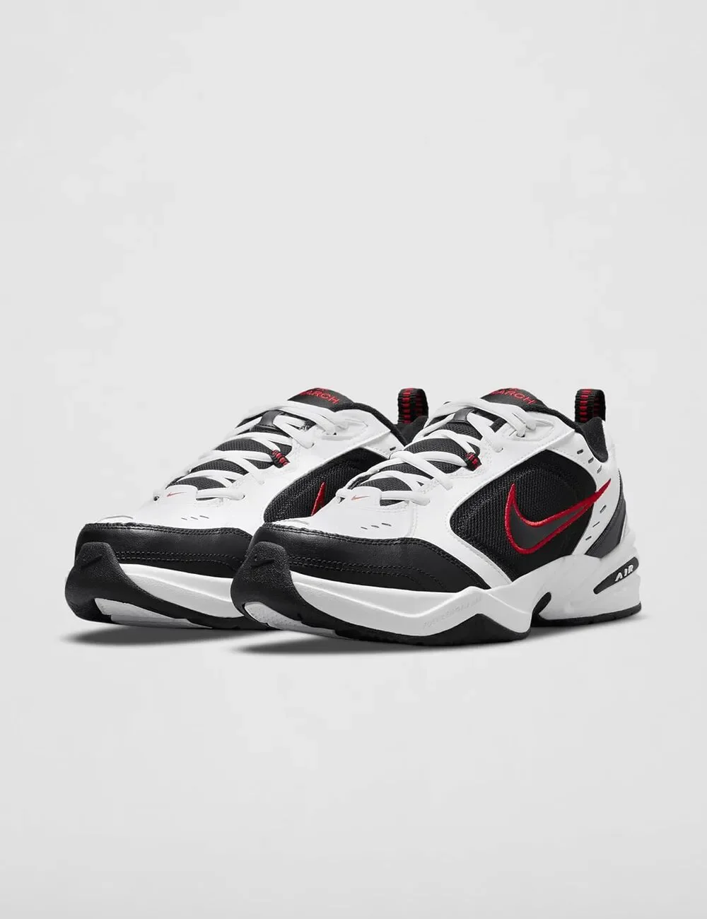 Nike Air Monarch IV cross-training men's size 9